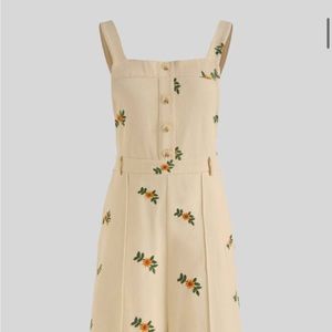Wide leg floral embroidered overall jumpsuit. Super cute.